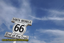 Santa Monica Sign - End of the Trail DSC00472